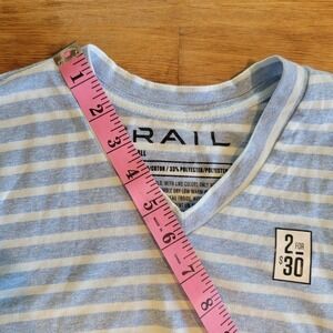 The Rail Striped V-Neck T-Shirt Soft‎ Casual Short Sleeve Blue X Small